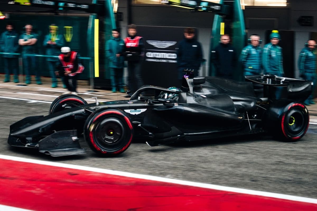 Aston Martin Unveils Newey-Designed Masterpiece for 2026 F1 Season